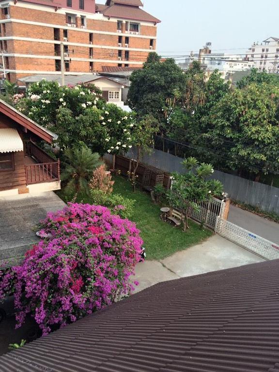 Little Home Guest House Chiang Mai Buitenkant foto
