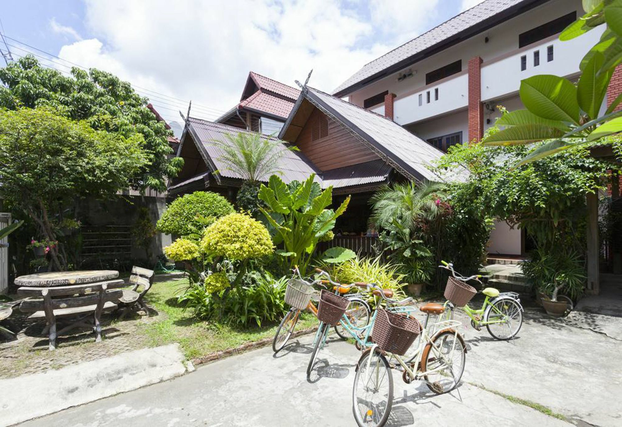 Little Home Guest House Chiang Mai Buitenkant foto