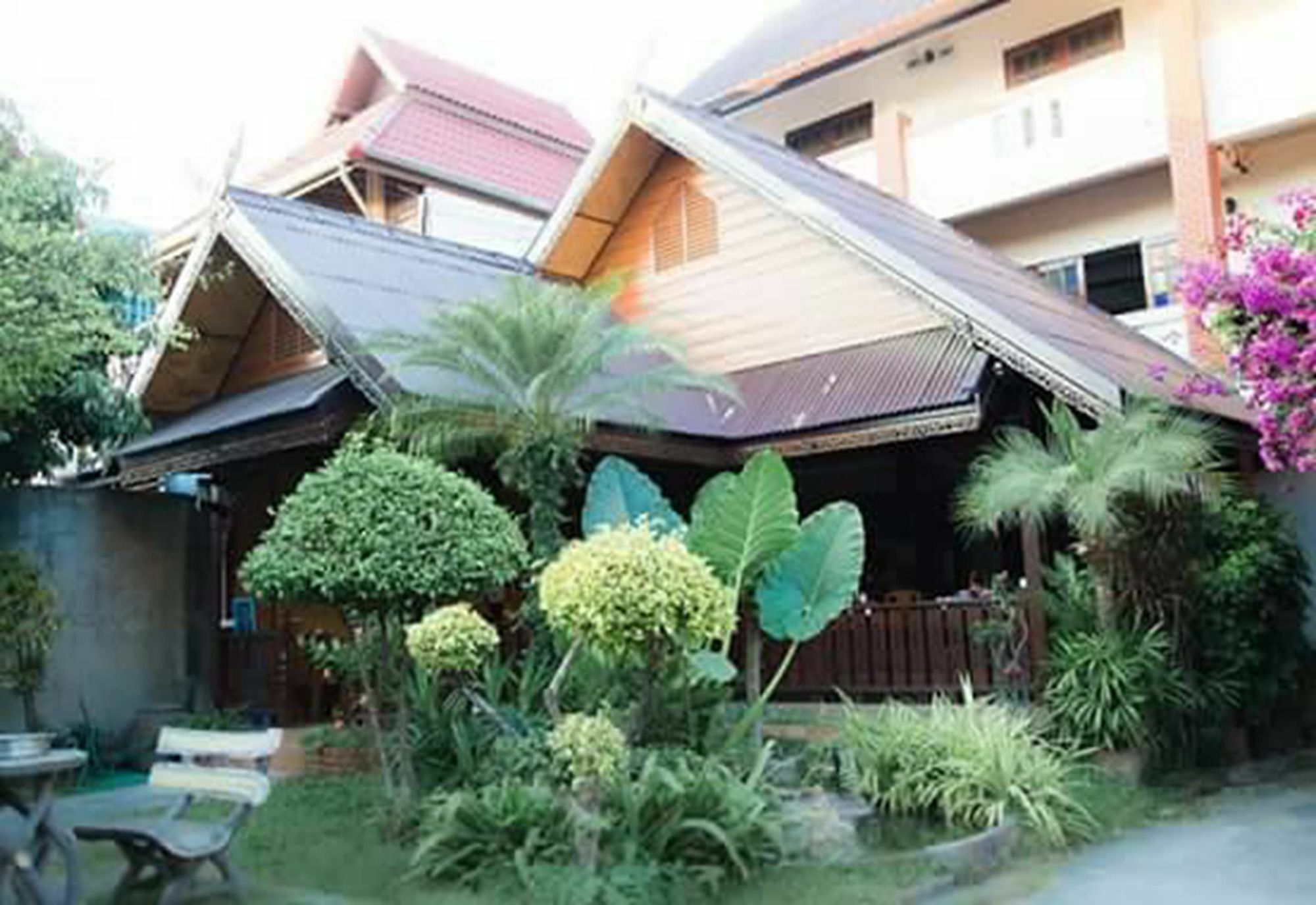 Little Home Guest House Chiang Mai Buitenkant foto